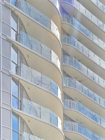 大世界平台如何改变传统行业的运营模式